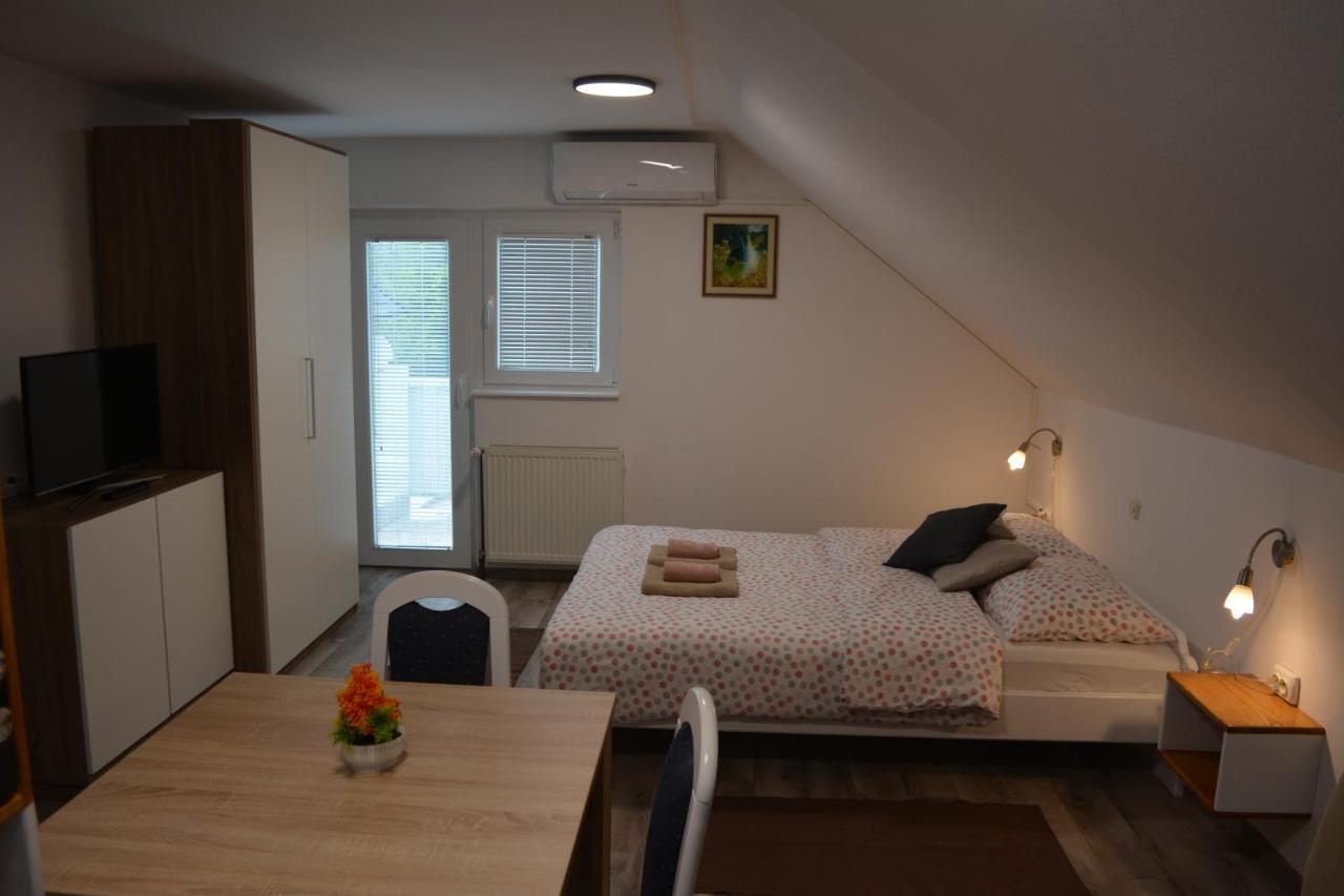 Rooms Lucijana Єзерце Екстер'єр фото